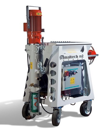 The plastering machine M2 from the front